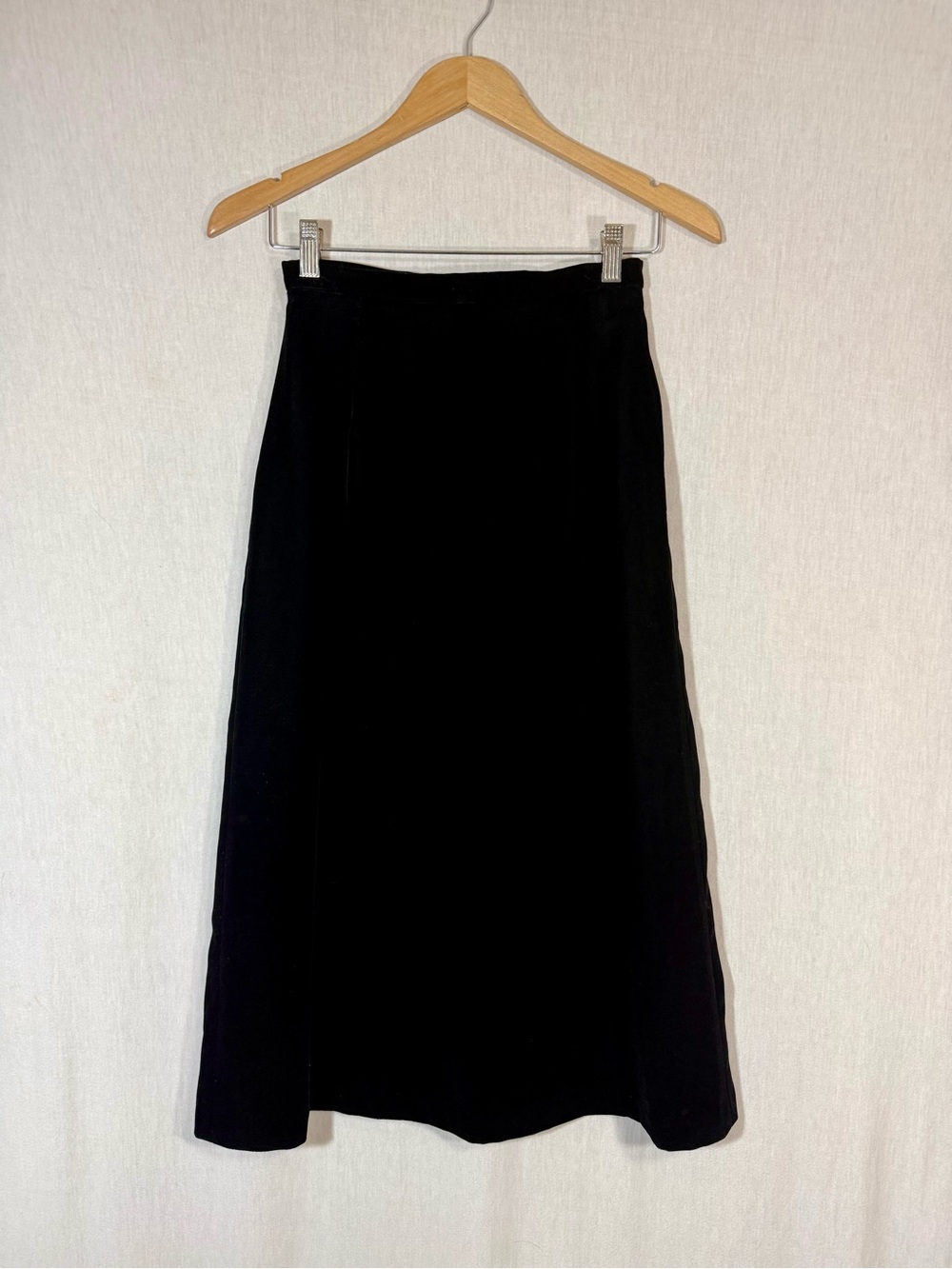 True vintage XS velvet Classic Black A-Line Women's Skirt